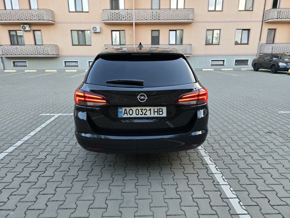 Продам Opel Astra K 2016