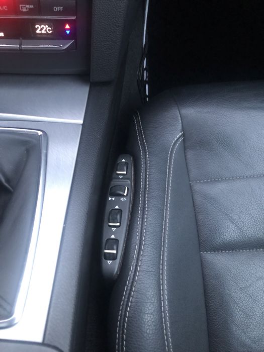 Mercedes-benz E220 Coupe