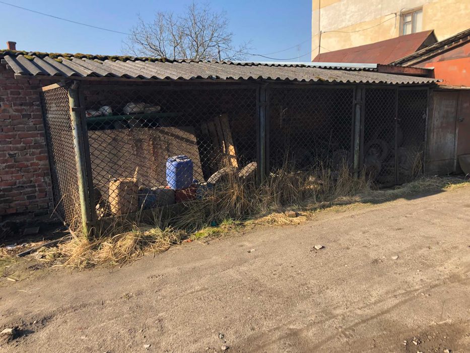 Продається клітка,вольєр,або невеликий склад