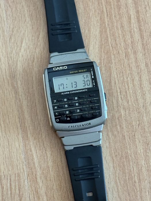 Casio Databank Calculator годинник із калькулятором