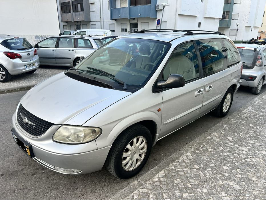 Chrysler voyager a venda
