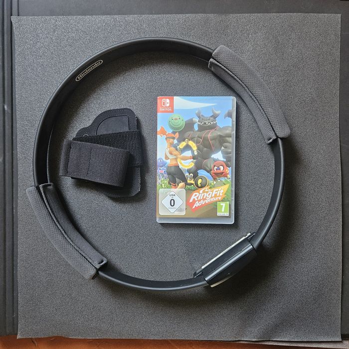 新品未使用　Ring Fit Adventure Nintendo Switch Amazon.co.jp: リングフィット アドベンチャー -Switch 【Amazon.co.jp