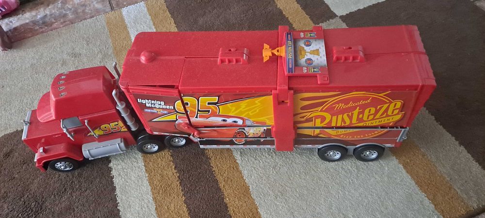 Pista de Corridas Faísca McQueen