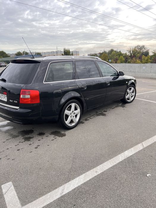 Audi A6 2004 2.5 Avant