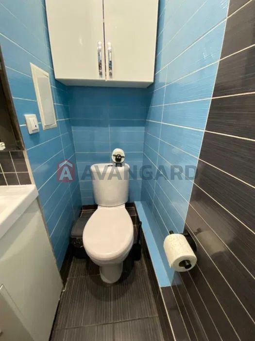 Продається 3-к квартира в самому центрі  Позняків