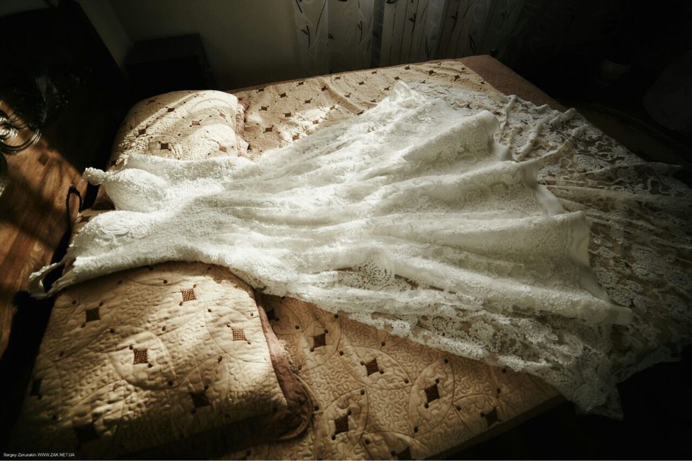 Весільна сукня