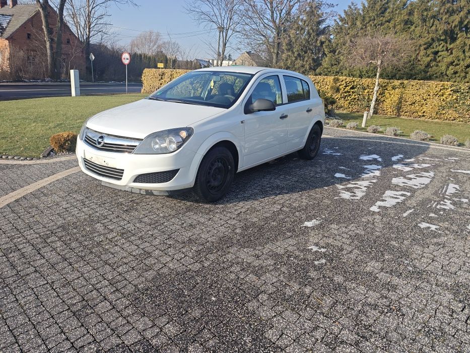 Astra 1,4 klimatyzacja