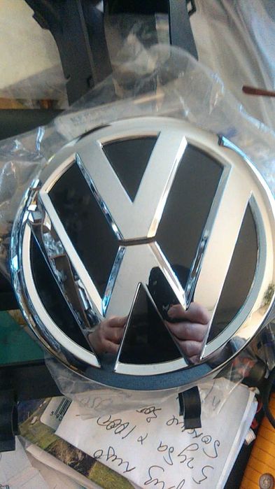 Емблема решітки радіатора Touareg 15-18 туарег туарэг эмблема знак