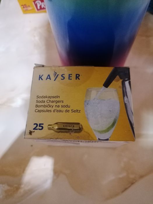 Syfon do wody i naboje CO2