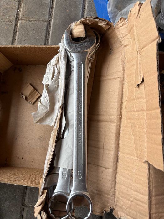 Klucze płasko-oczkowe STALCO Chrome Vanadium 23-32mm NOWE