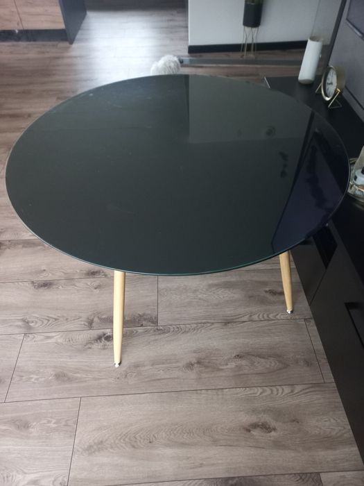 Sprzedam stół okrągły,  szyba hartowana