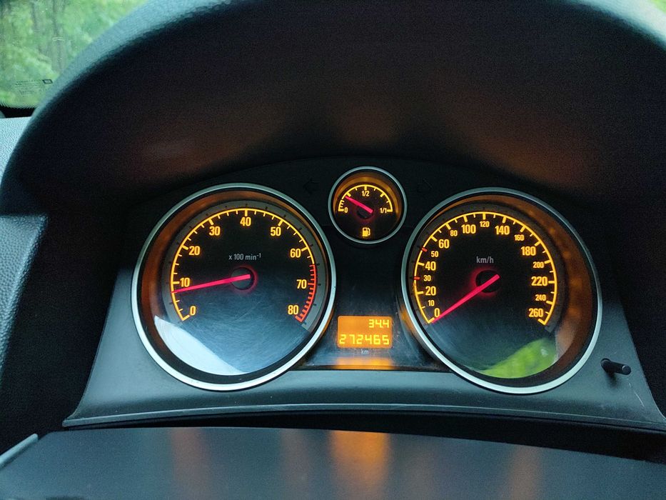 Opel Astra GTC 1.6 B/G