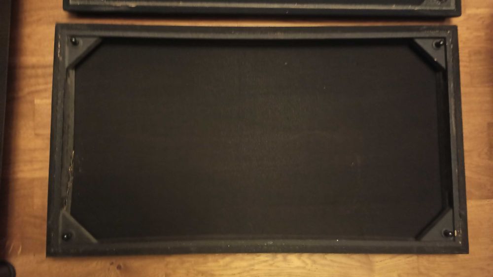 Oryginalne Maskownice do kolumn Tonsil Altus 140 super stan