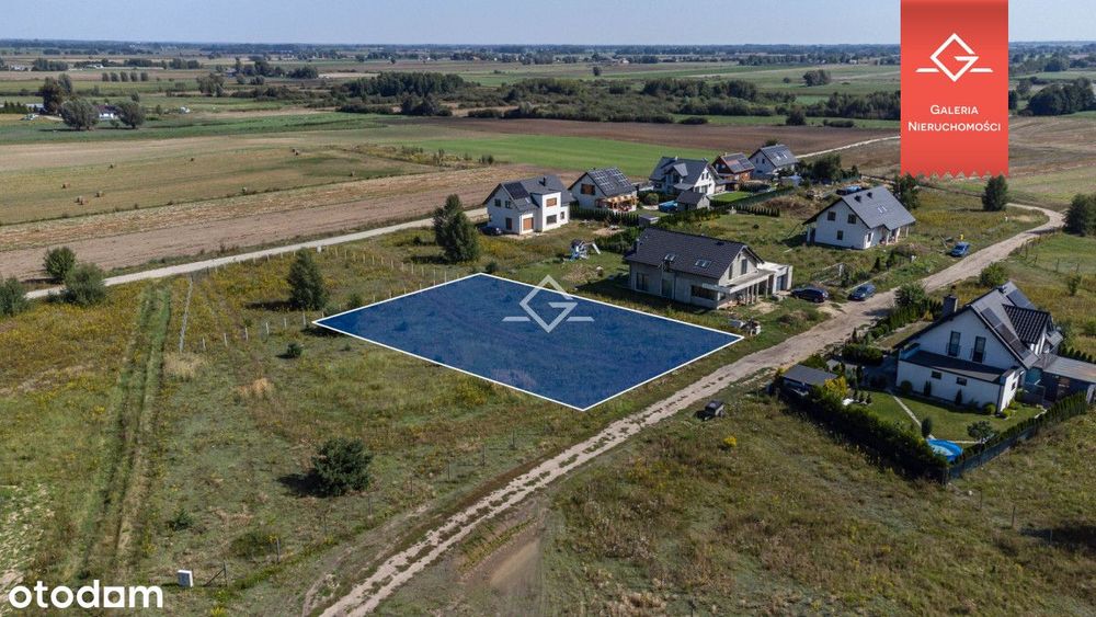 Wyjątkowa Działka W Skowarczu – Cisza, Spokój