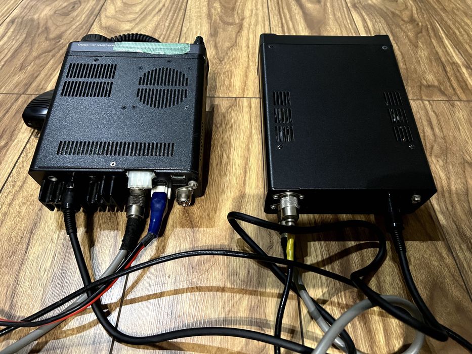 ICOM IC-7000M oraz w komplecie skrzynka AT-180