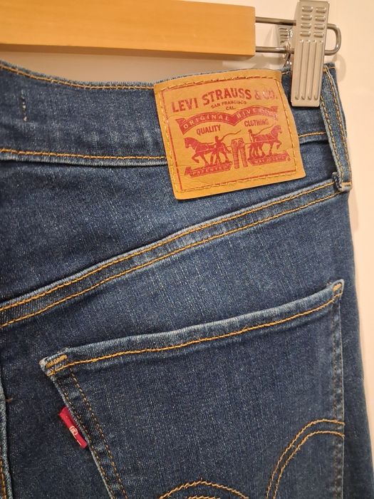 Levis spodnie damskie z rozdarciami skinny M