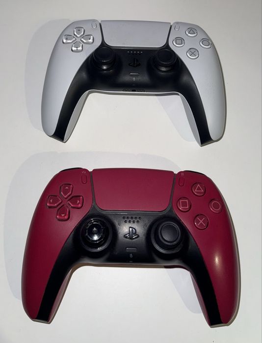 Konsola PS5 500GB + 2 pady, stacja ładująca + Gry