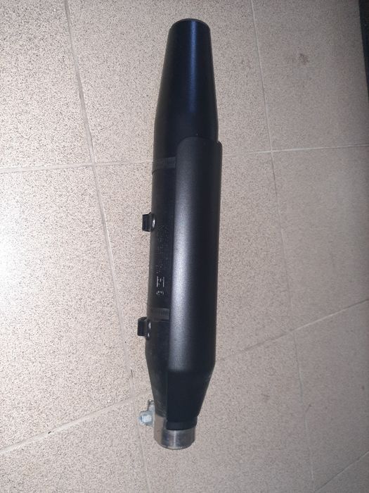 Harley-davidson 883 escapes