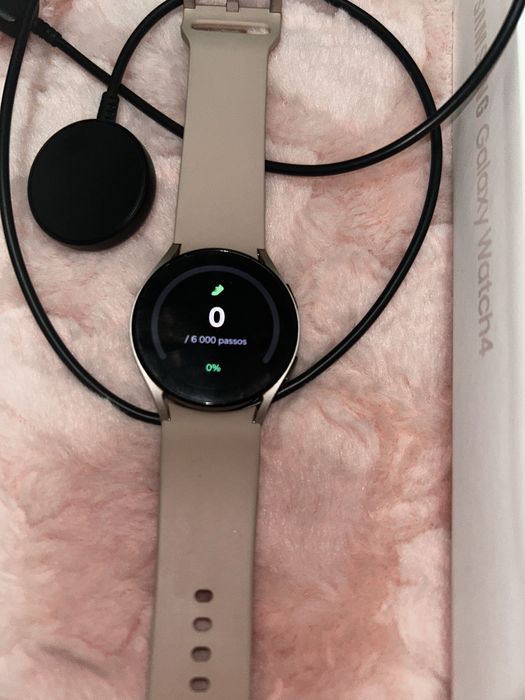 Galaxy Watch 4 (Samsung)