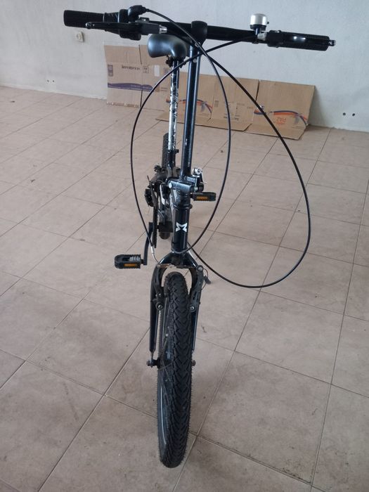 Bicicleta dobrável com pouco uso