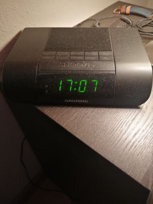 Grunding Radio Alarm64738959548931121