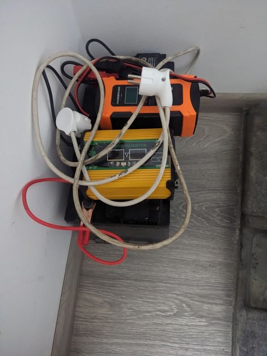 док-станція, інвертор, зарядка 1.2кВт 1кВт