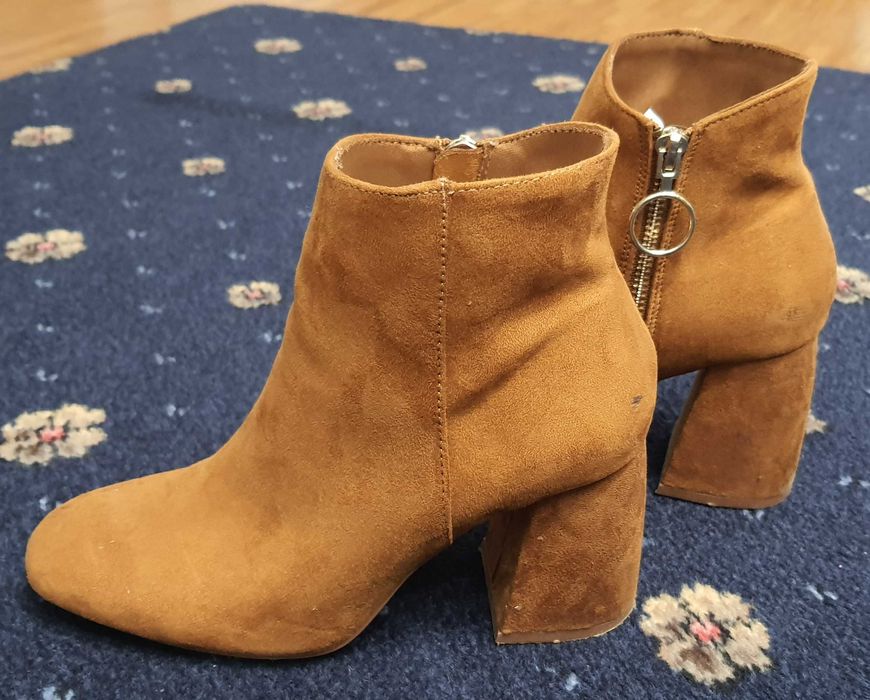 Botki Stradivarius r. 36