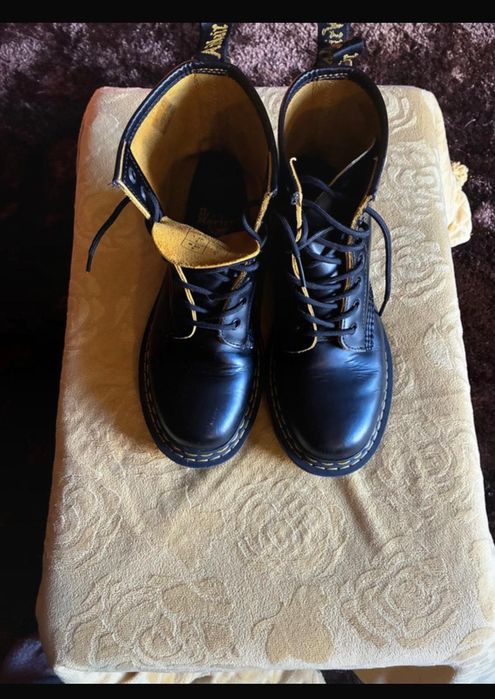 Botas quase novas Dr Martens pretas