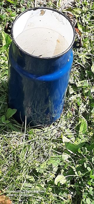 Bańka na mleko z czasów prl