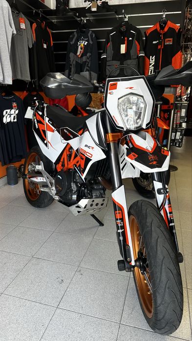Ktm supermoto 690