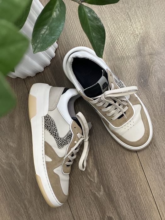 Кросівки, кеди, снікерси, Maruti