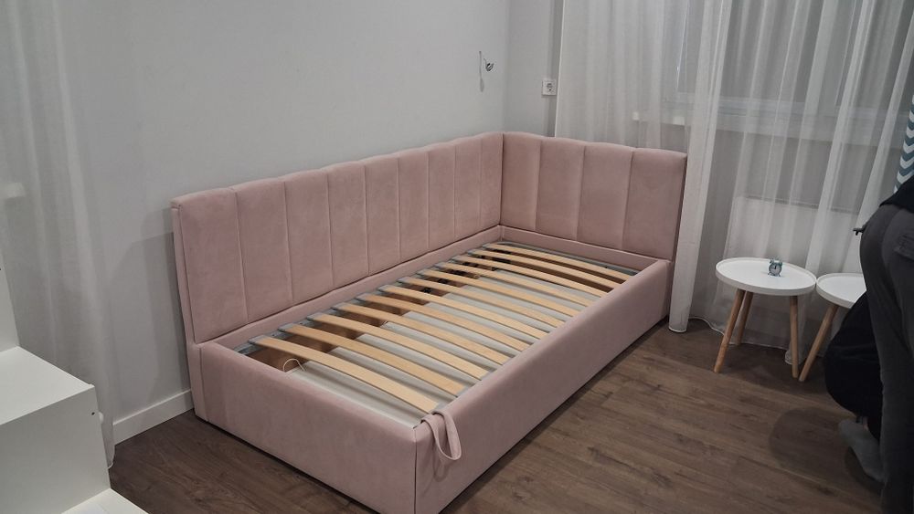 Кровать детская с матрасам