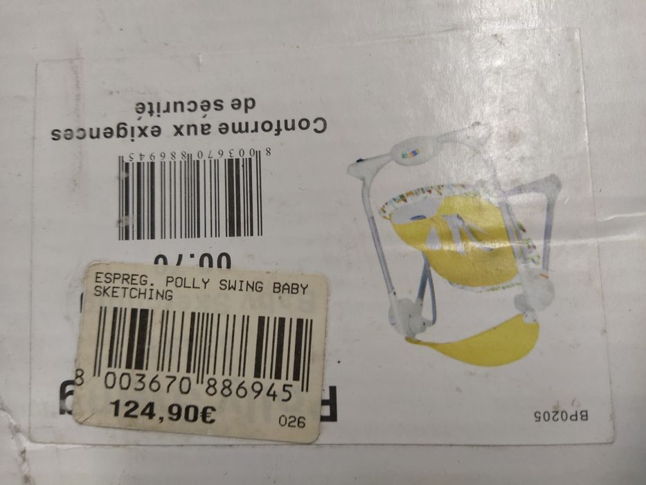 Vendo cadeira Chicco de baloiço eléctrica pouco uso  nova na caixa.