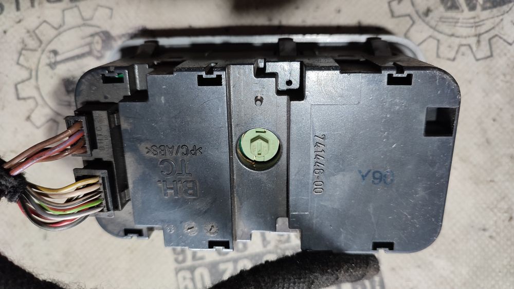 Блок управління пічкою салона MB Vito w639 A6394460128