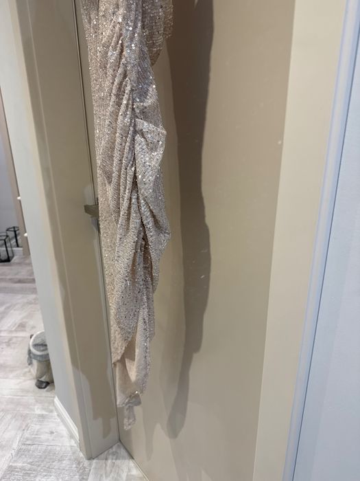 Sukienka złota w cekiny lou 40