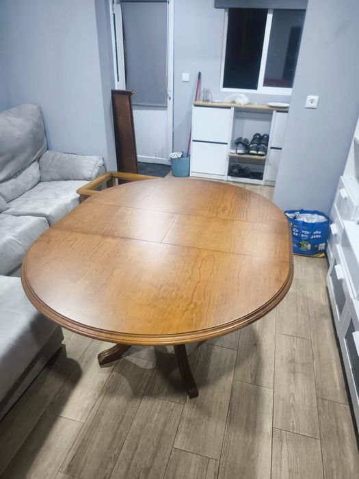 Mesa de sala com set de 4 cadeiras