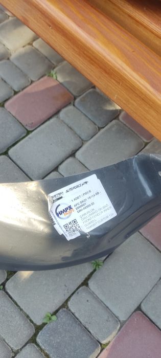 Продам підкрилки Ford tourneo custom