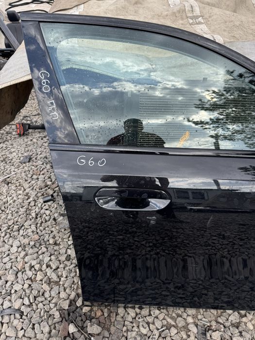 Передня права дверка бмв г60 г61 г90 г99 дверь bme g60 g61 g90 g99