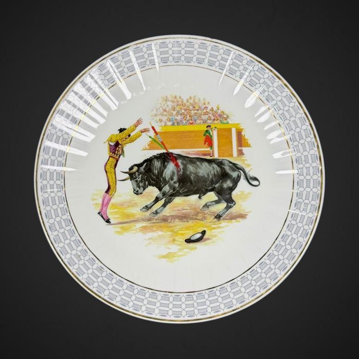 Talerz dekoracyjny Pontesa Spanish Crown Corrida Walka byków B6/011811