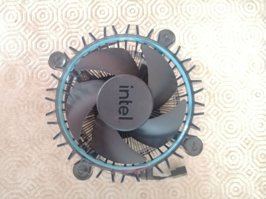 Processador Intel Core I3 (13100F) VENDIDO