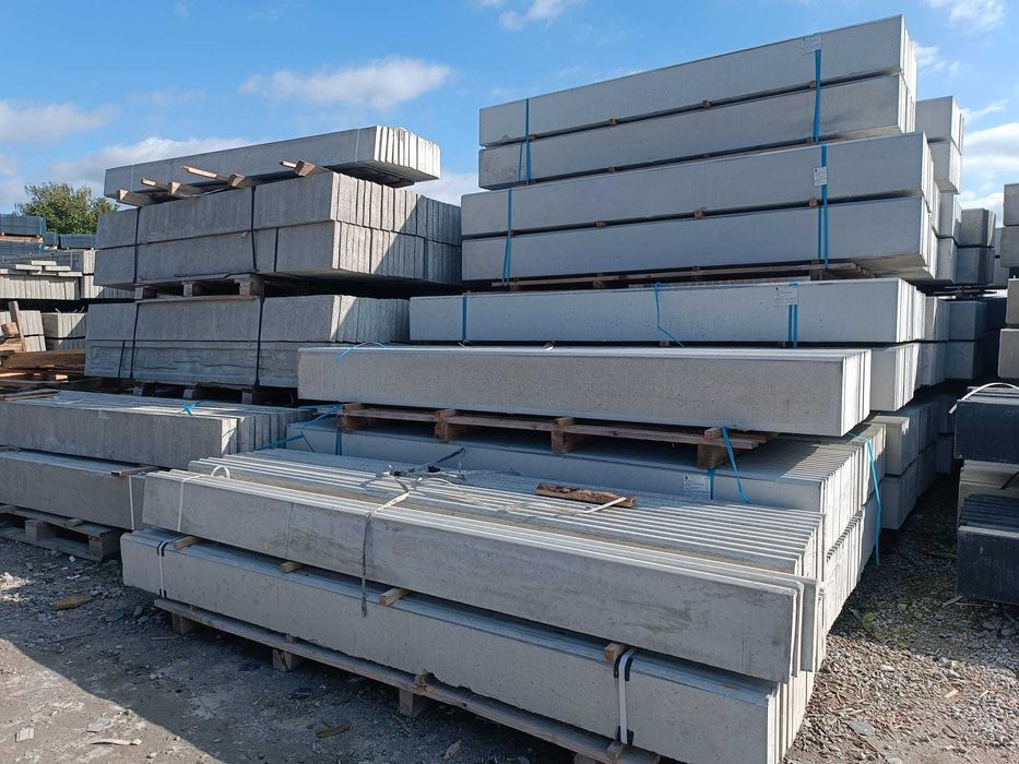 Nowoczesne ogrodzenie panelowe 3D, słupki, podmurówki, obejmy–  MONTAŻ