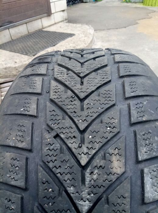 Шини     R    16