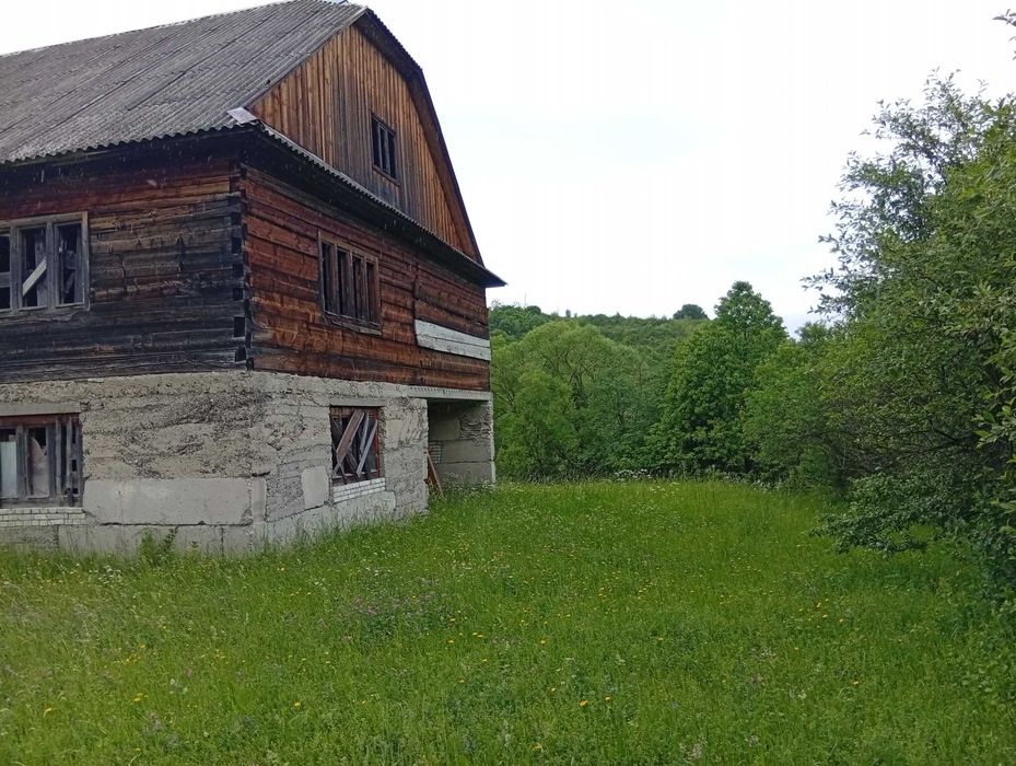 Продаю комерційну земельну ділянку 0,24 га з недобудовою фасад траси Київ Чоп с. Нижні Ворота Закарпаття біля перевалу - More