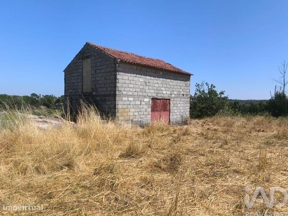 Terreno em Travancinha de 34535,00 m2