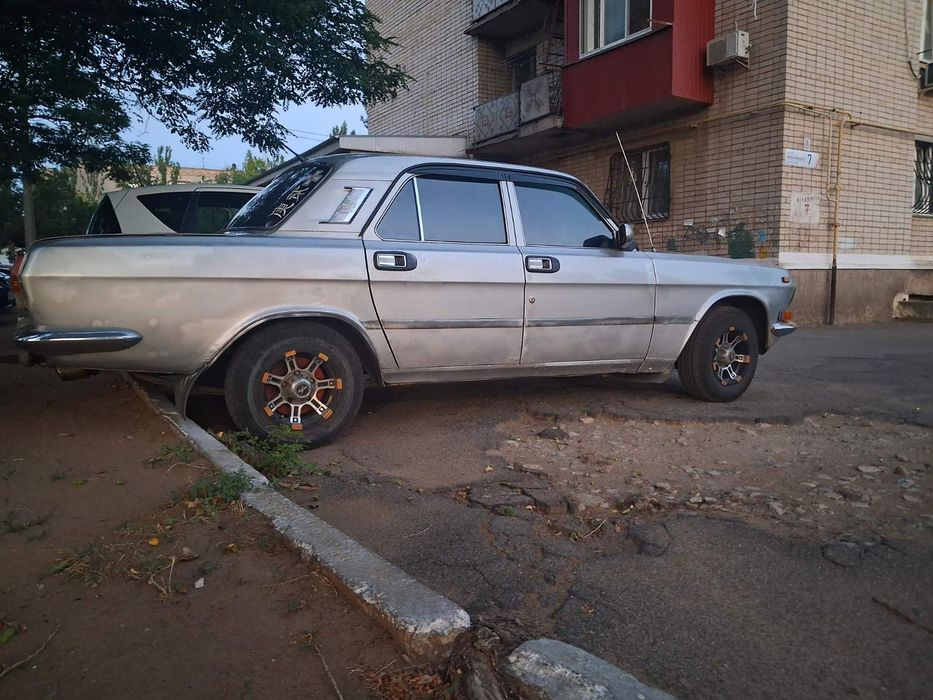 Волга 2410 газ/бензин