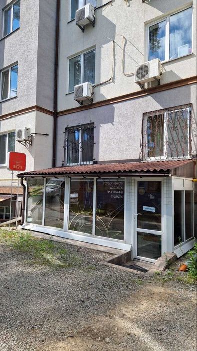 Продаж: Готовий бізнес! Комерція 63 м² у ЖК Rich Town, Буча