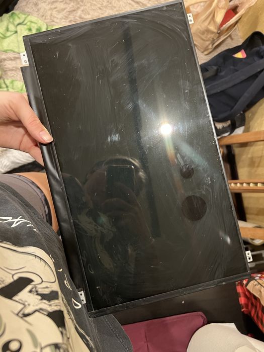 Плата для екрану ноутбука з дефектом