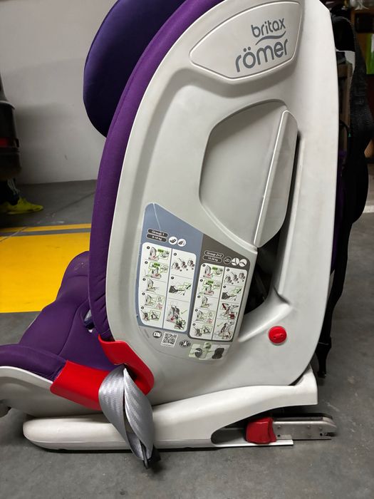 Britax Romer ADVANSAFIX III SICT (9-36Kg)