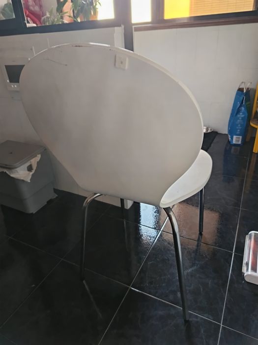 Cadeira cozinha branca