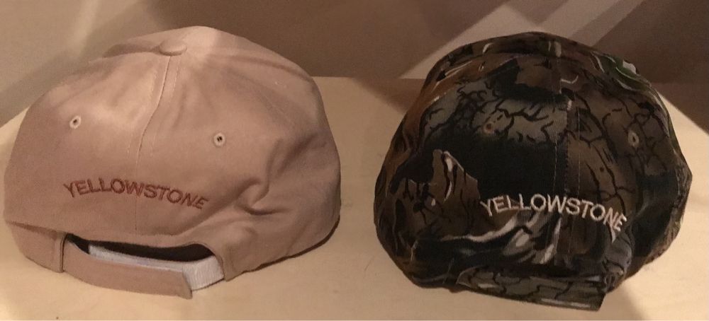 Czapka męska z daszkiem